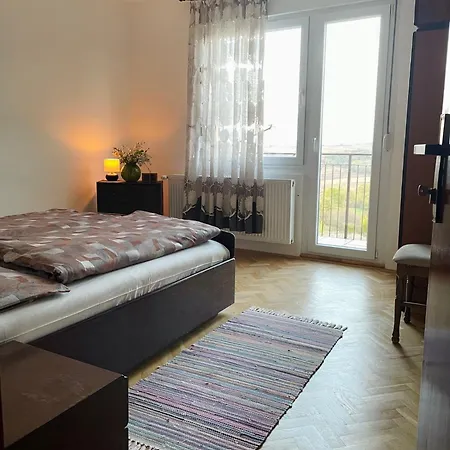 Apartamento With Beautiful View Of Avala Mountain 3 For 6 Guests Max Srb, De, En