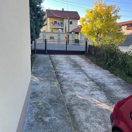 Apartament With Beautiful View Of Avala Mountain 3 For 6 Guests Max Srb, De, En Belgrad