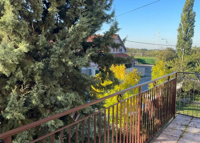 Apartamento With Beautiful View Of Avala Mountain 3 For 6 Guests Max Srb, De, En *